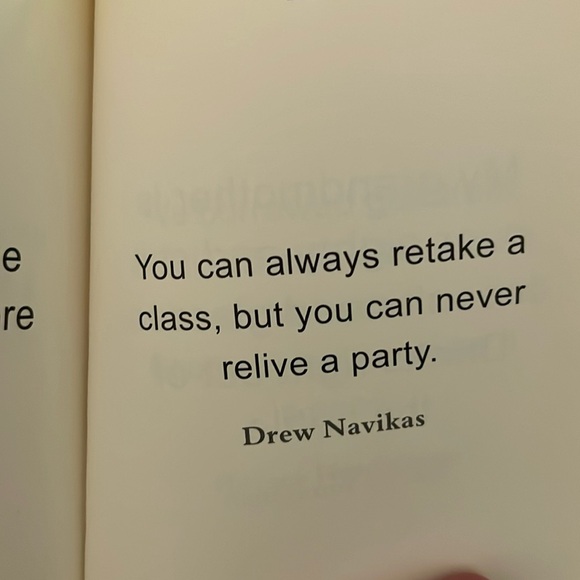 Book: Keep Calm and Drink Up - Picture 7 of 8